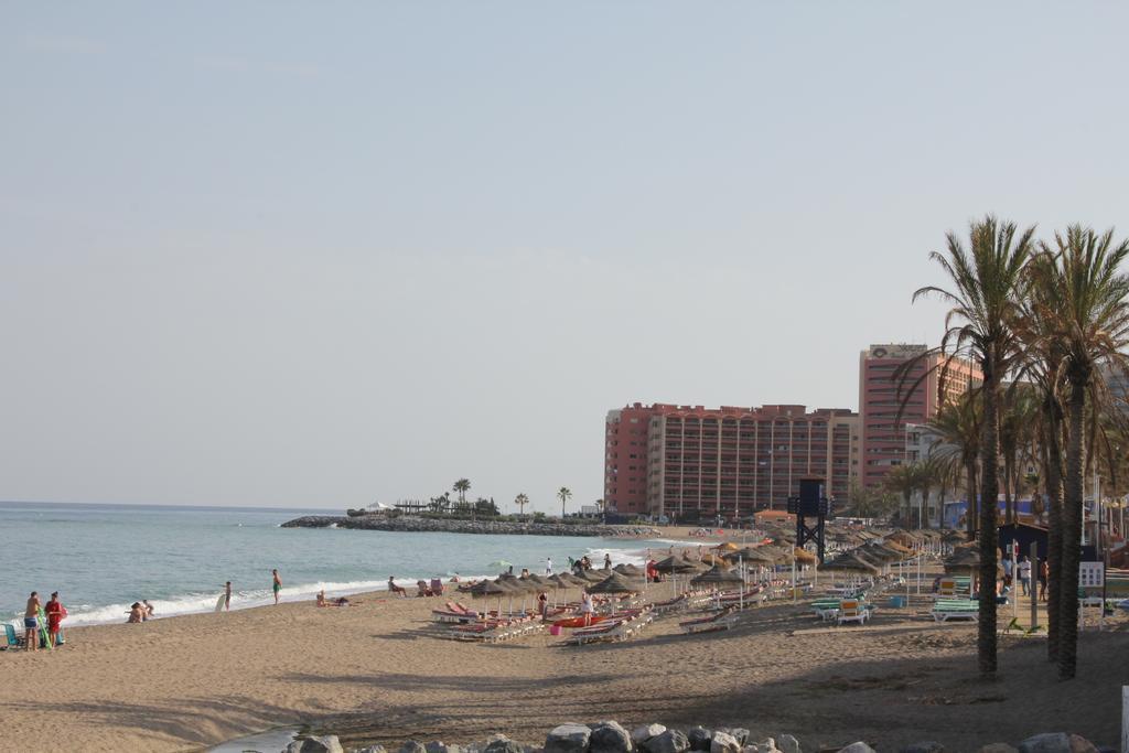 Apartamento Turistico Pueblo Evita Appartamento Benalmádena Esterno foto